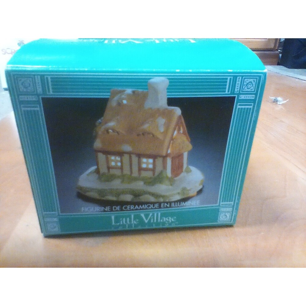 Little Village Collection Lighted Ceramic Figure 29498